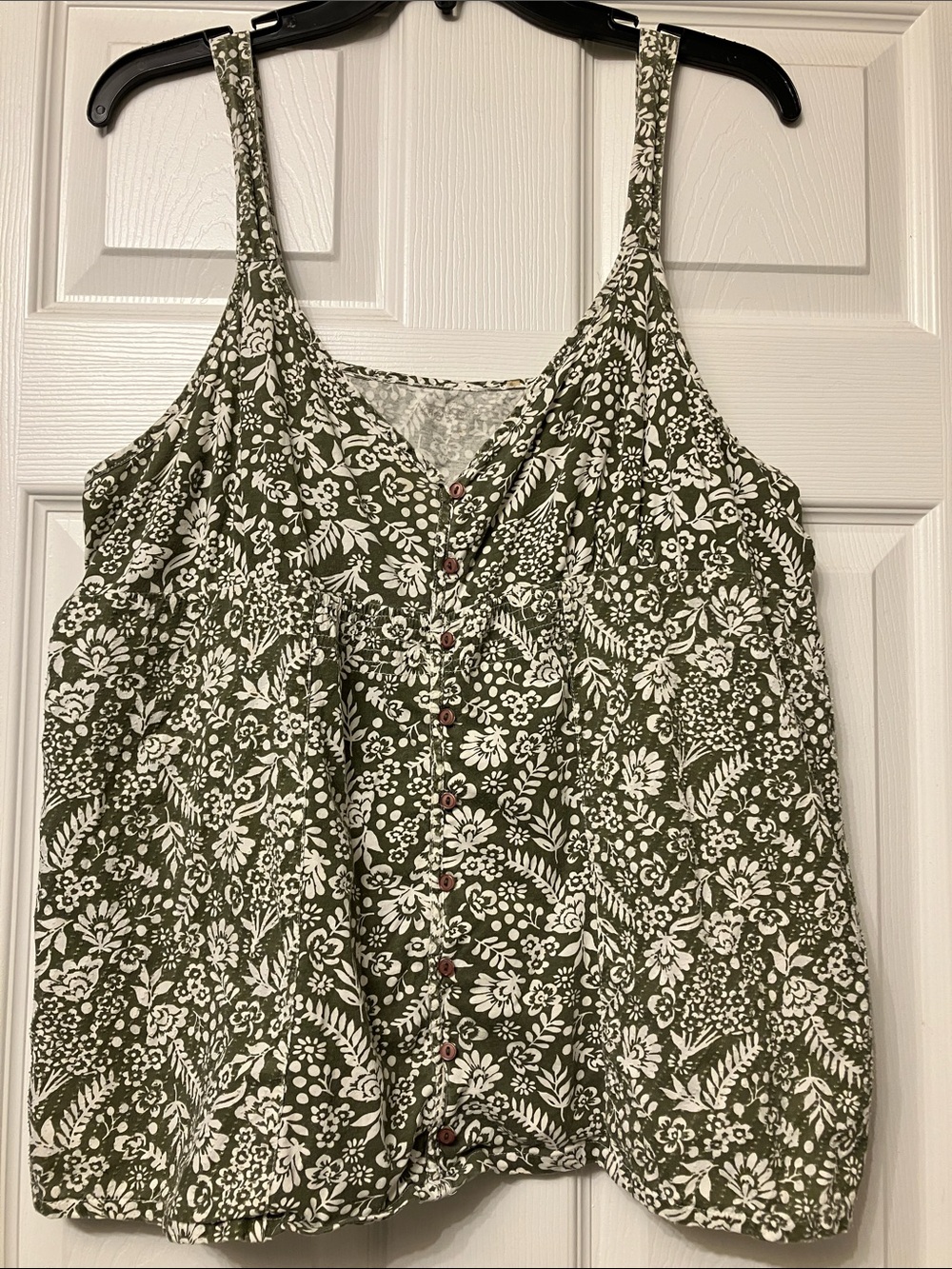 Women's Olive Green Floral Button-Front Tank Top